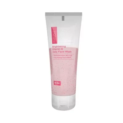 Freyias Brightening Vitamin E Daily Face Wash